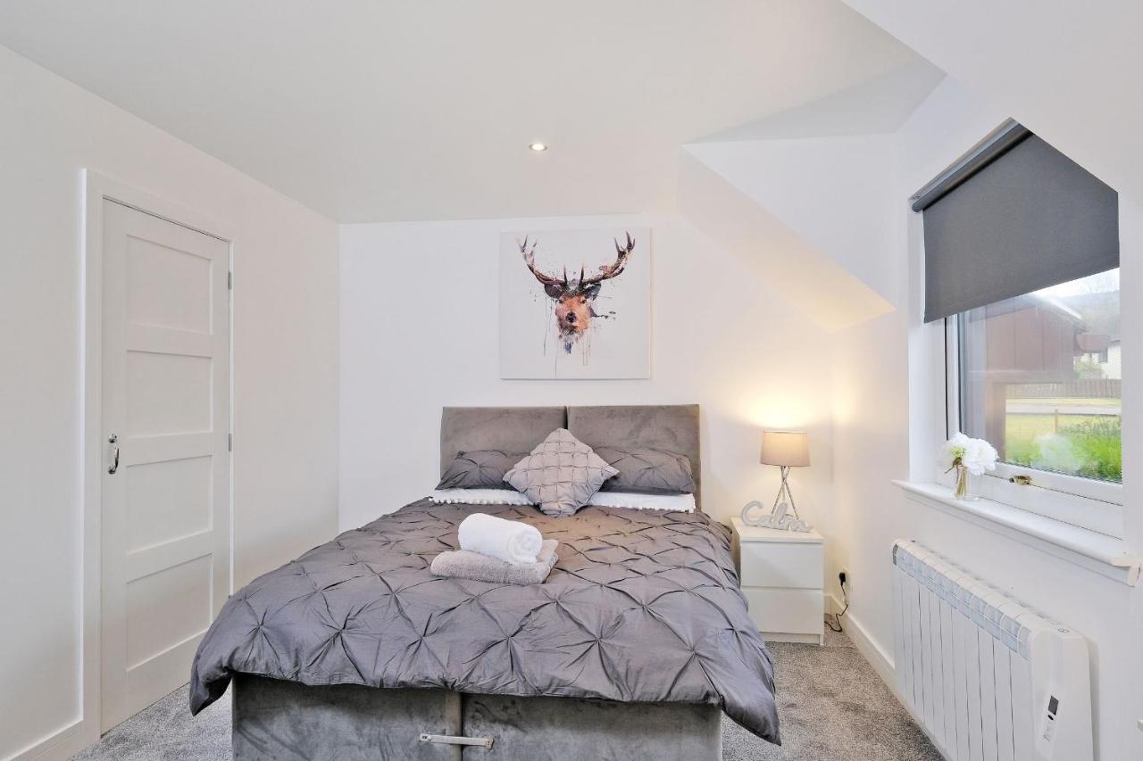 Contemporary Highland House Close To Town And Ben Nevis Fort William Exterior photo