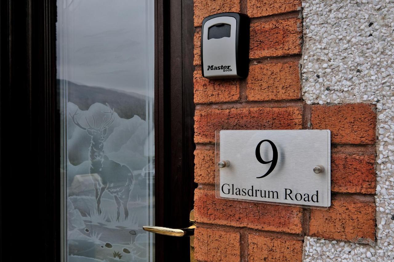 Contemporary Highland House Close To Town And Ben Nevis Fort William Exterior photo